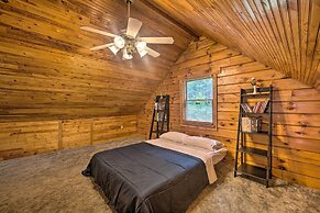 Cozy Family-friendly Pine Grove Cabin w/ Fire Pit!