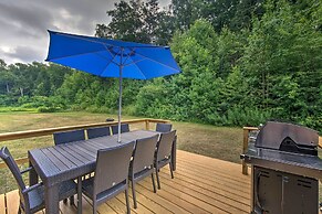 Cozy Family-friendly Pine Grove Cabin w/ Fire Pit!