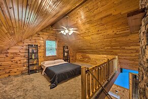 Cozy Family-friendly Pine Grove Cabin w/ Fire Pit!