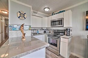 Oceanfront Corpus Christi Escape w/ Community Pool