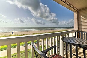 Oceanfront Corpus Christi Escape w/ Community Pool