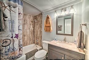 Oceanfront Corpus Christi Escape w/ Community Pool