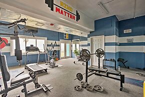 Oceanfront Corpus Christi Escape w/ Community Pool