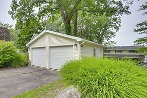 Waterfront Cable Lake Cabin w/ Grill!