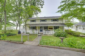 Waterfront Cable Lake Cabin w/ Grill!