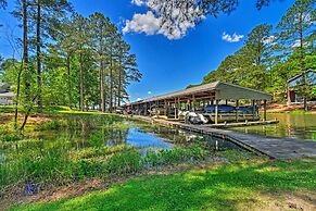 Henrico Hideaway w/ Lake Access + Boat Slip!