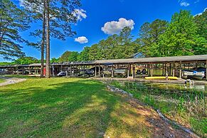 Henrico Hideaway w/ Lake Access + Boat Slip!