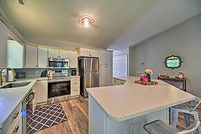 Henrico Hideaway w/ Lake Access + Boat Slip!