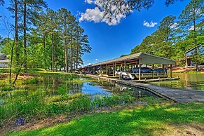 Henrico Hideaway w/ Lake Access + Boat Slip!