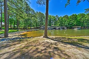 Henrico Hideaway w/ Lake Access + Boat Slip!