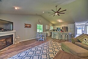 Henrico Hideaway w/ Lake Access + Boat Slip!