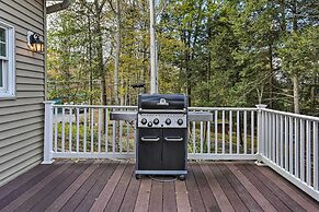 Beautiful Lakefront Retreat w/ Deck & Views!