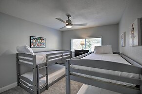 17 Mi to Dallas: Richardson Home w/ Hot Tub