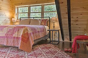 Hilltop Cabin on 5 Acres w/ Hot Tub & Waterfall!