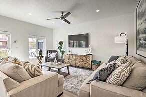 Spacious St. George Townhome w/ Grill & Views!