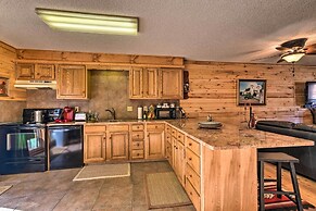 Downtown Red River Retreat w/ Mtn Views + Yard