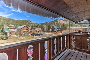 Downtown Red River Retreat w/ Mtn Views + Yard