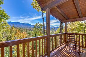 'breathtaking View' Cabin w/ Covered Deck, Hot Tub