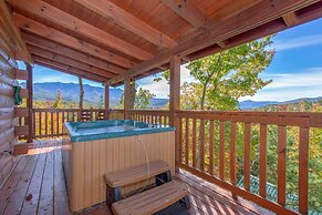 'breathtaking View' Cabin w/ Covered Deck, Hot Tub