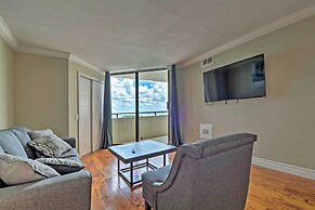 Modern Waterfront Hudson Condo w/ Resort Pool!