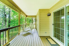 Wintergreen Resort Home w/ 2 Decks + Ski Access!