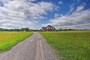 Blue Ridge Home w/ Game Room: 14 Mi to Mckinney!