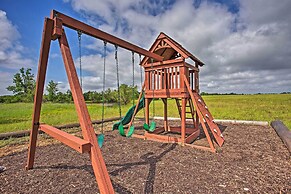 Blue Ridge Home w/ Game Room: 14 Mi to Mckinney!