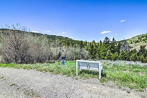 High Ridge Hideaway Apartment on 20 Acres!