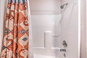 Cozy Ruidoso Digs by Downtown, 19 Mi to Ski Apache