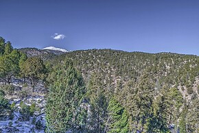 Cozy Ruidoso Digs by Downtown, 19 Mi to Ski Apache