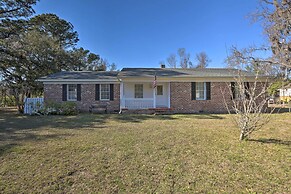 Hilton Head Waterfront Golf Getaway: Pet Friendly!