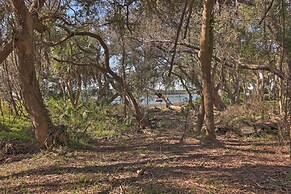 Hilton Head Waterfront Golf Getaway: Pet Friendly!