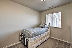 Mtn View Townhome w/ Amenities, 17 Mi to Snowbird!