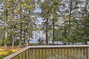 Waterfront Mercer Cabin w/ Wraparound Porch!