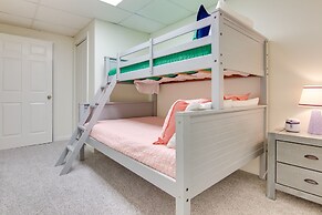 Bright Asheville Retreat With Hot Tub & Decks!