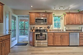 Bright Asheville Retreat With Hot Tub & Decks!