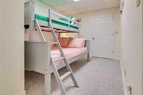 Bright Asheville Retreat With Hot Tub & Decks!