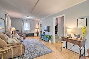 Enchanting Family House w/ Balcony < 3 Mi to Wvu!