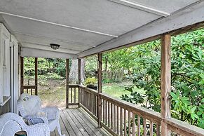 Enchanting Family House w/ Balcony < 3 Mi to Wvu!