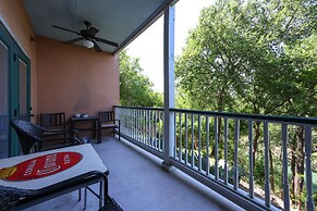 Cozy New Braunfels Condo w/ Community Pool & Grill