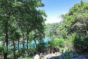 Cozy New Braunfels Condo w/ Community Pool & Grill