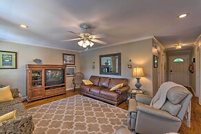 Home on Lake Catherine w/ Dock 9 Mi to Hot Springs