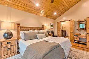 'blue Spruce Cabin' w/ Hot Tub & Resort Amenities