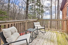 Hendersonville Cabin w/ Hot Tub, Views & Fire Pit!
