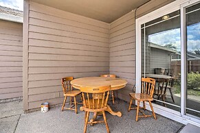 Grants Pass Home: 1 Mi to Downtown & Rogue River!