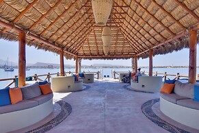 Colorful Paraiso del Mar' Resort Condo w/ Patio!