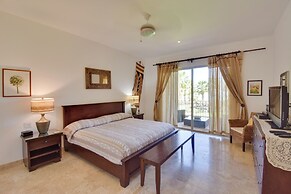 Colorful Paraiso del Mar' Resort Condo w/ Patio!