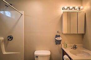 6 Mi to Skiing: Family Poconos Home w Decks!