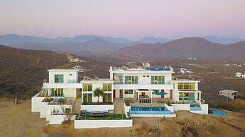 Luxury Ocean-view Villa w/ Pool By Cerritos Beach