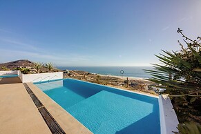 Luxury Ocean-view Villa w/ Pool By Cerritos Beach